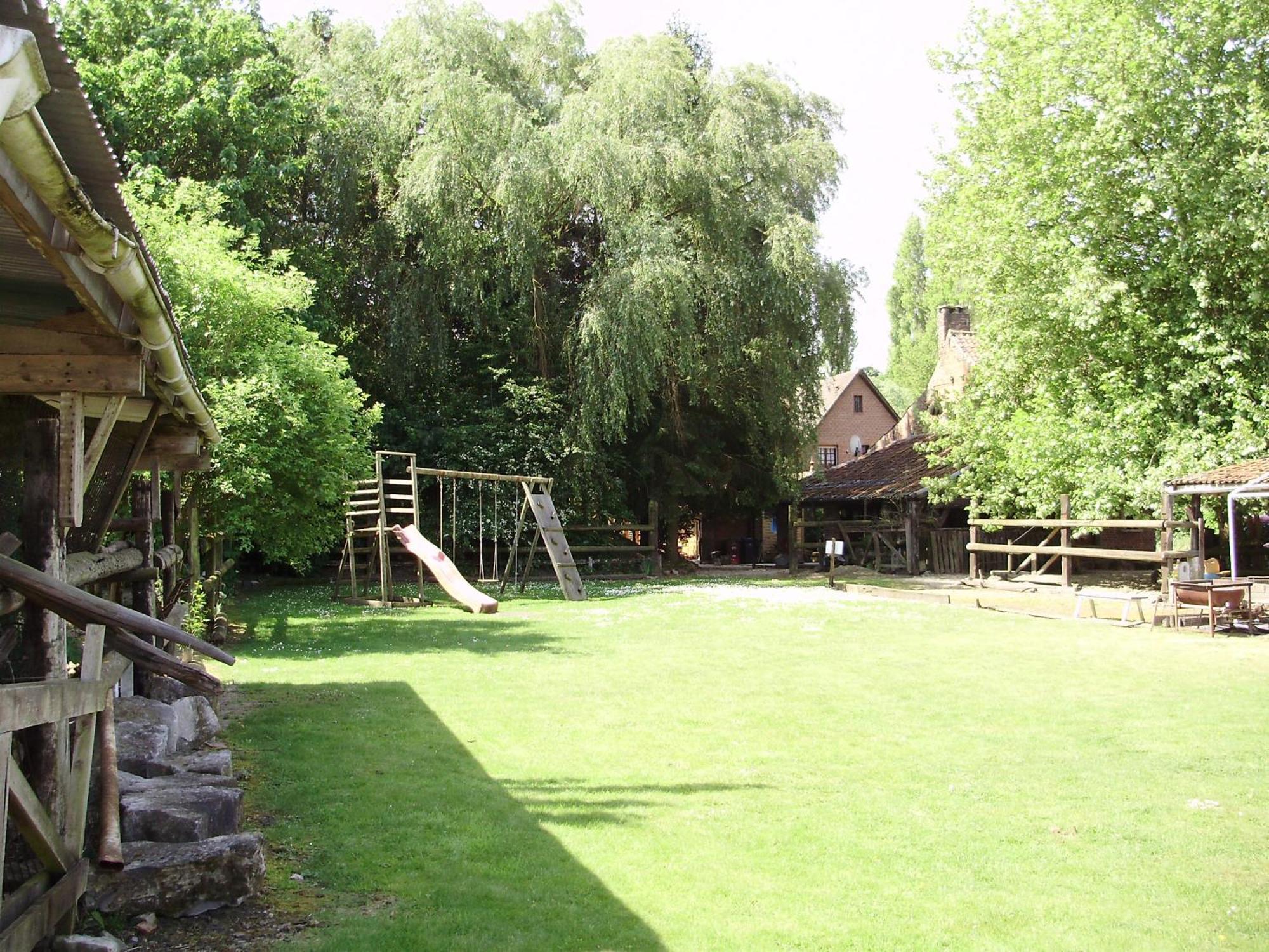 Auberge Du Bord Des Eaux - Demi-Pension Assuree Sur Reservation Saint-Amand-les-Eaux Exterior photo