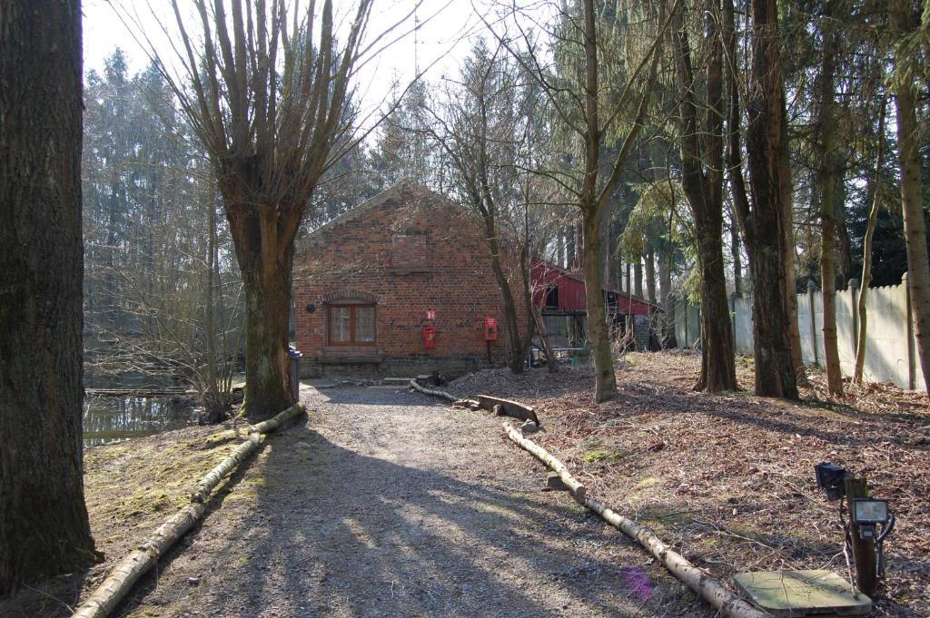 Auberge Du Bord Des Eaux - Demi-Pension Assuree Sur Reservation Saint-Amand-les-Eaux Exterior photo
